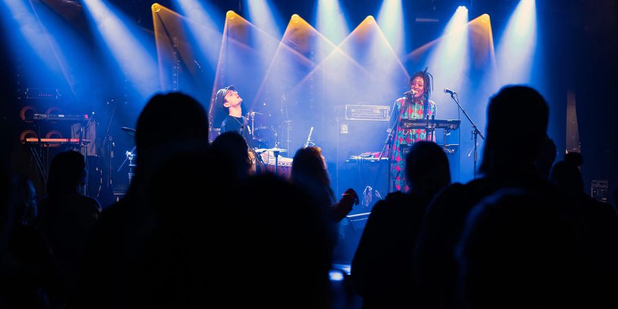 Siselabonga bei ihrem Konzert im Salzhaus.