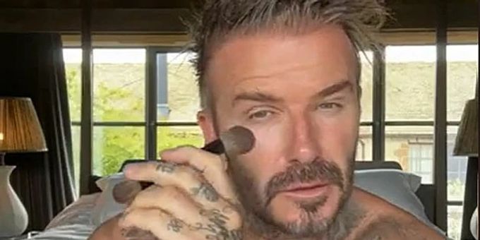 David Beckham in einem Schmink-Tutorial auf TikTok David Beckham