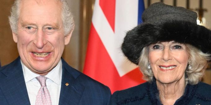 Krönung am 6. Mai: König Charles III. und seine Königin Camilla. Krönung am 6. Mai: König Charles III. und seine Königin Camilla.