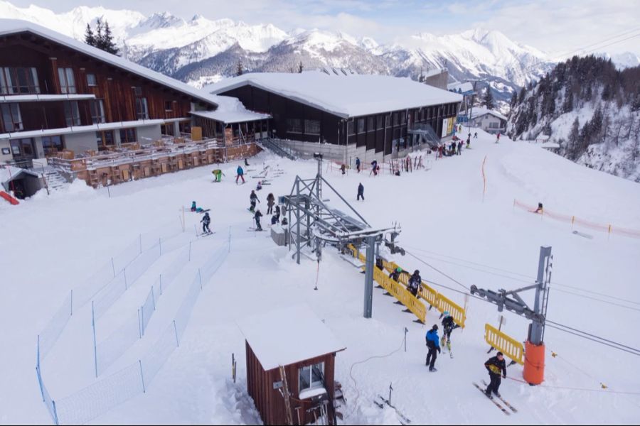 Airolo ist als einziges Schweizer Skigebiet billiger geworden.