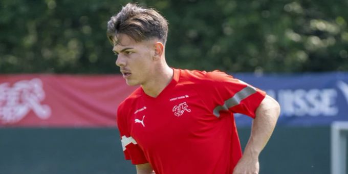 Ardon Jashari verweigert einen Einsatz für die U21-Nati – und sorgt für heftige Diskussionen. Ardon Jashari Schweizer Nati