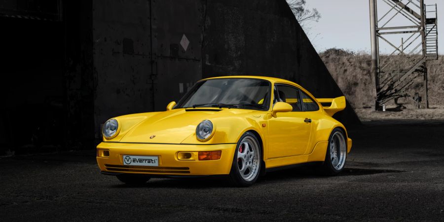Neuer Star unter den Oldtimern: Everratis elektrisierte Version des seltenen Porsche 964 RSR.