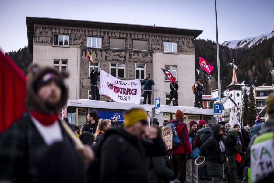 Wie jedes Jahr kam es im Vorfeld zu Demonstrationen.