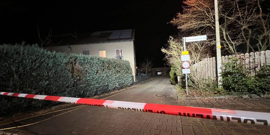 Ein Jugendlicher hat im Nürnberger Land seinen Vater angegriffen - und ihn tödlich verletzt.