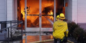 «Zahle jede Summe» - Private Feuerwehrleute sorgen in L.A. für Empörung «Zahle jede Summe» - Private Feuerwehrleute sorgen in L.A. für Empörung