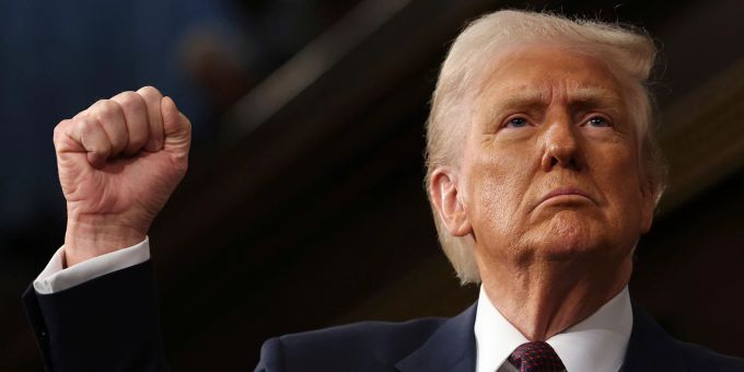 Donald Trump sorgt mit seiner Ukraine-Politik auch bei seinen europäischen Fans für Kopfschütteln. Donald Trump vor US-Kongress