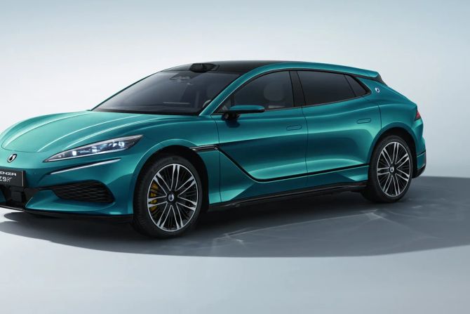 Denza Z9GT