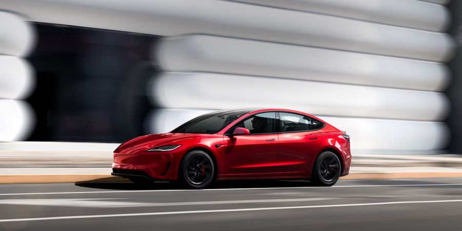 Tesla Model 3 Performance