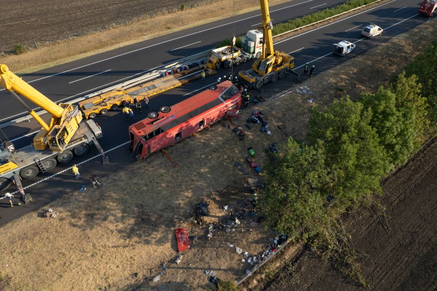 Der Fahrer ist offenbar eingeschlafen.
