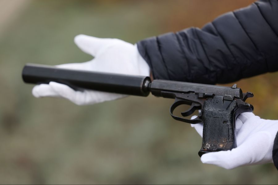 Waffe