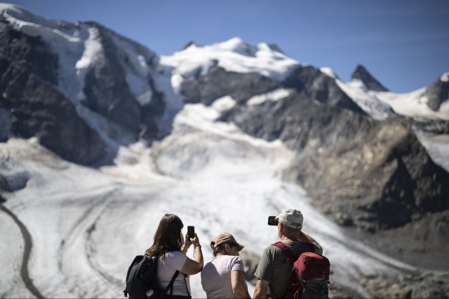 Er spricht auch über den Klimawandel, der den Schweizer Tourismus verändern wird.