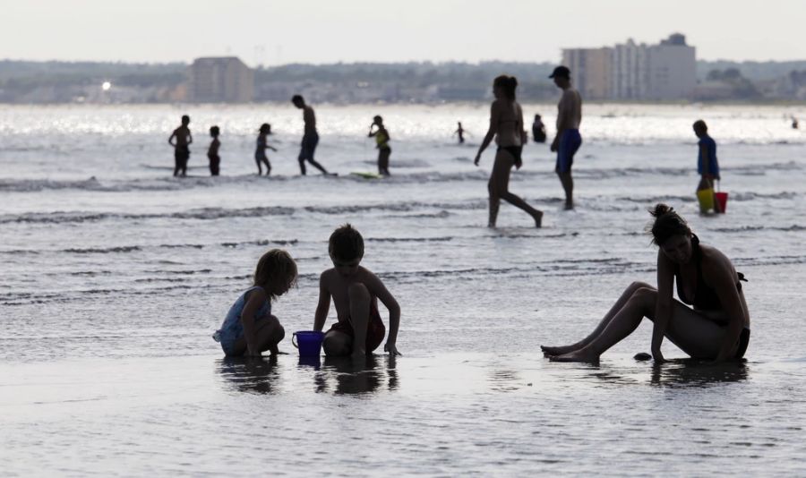 Auch vor Ort könne durch Tipps gespart werden: «Keine Kinderanimation, keine Wasserrutschen, kein Spa und das Hotel nicht direkt am Meer.»