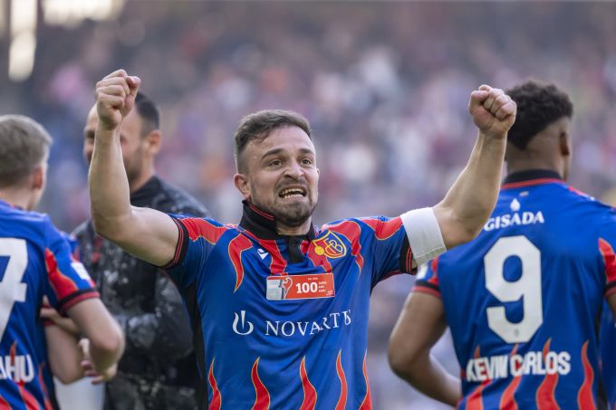 Xherdan Shaqiri jubelt nach dem zweiten Treffer des FC Basel. FC Basel