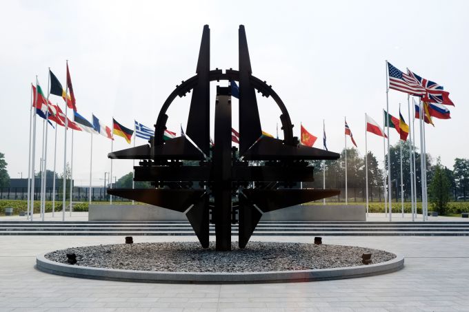 Die NATO schwächelt. tv macron