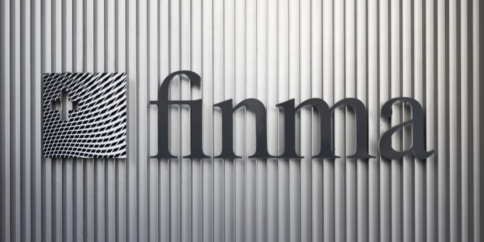 Der massive Hackerangriff auf den Dienstleister Chain IQ hat auch die Finanzaufsicht Finma auf den Plan gerufen. (Archivbild) Chain iq finma logo