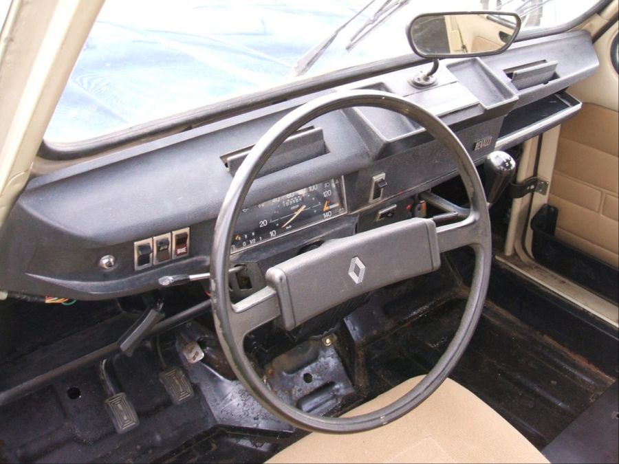 Renault 4