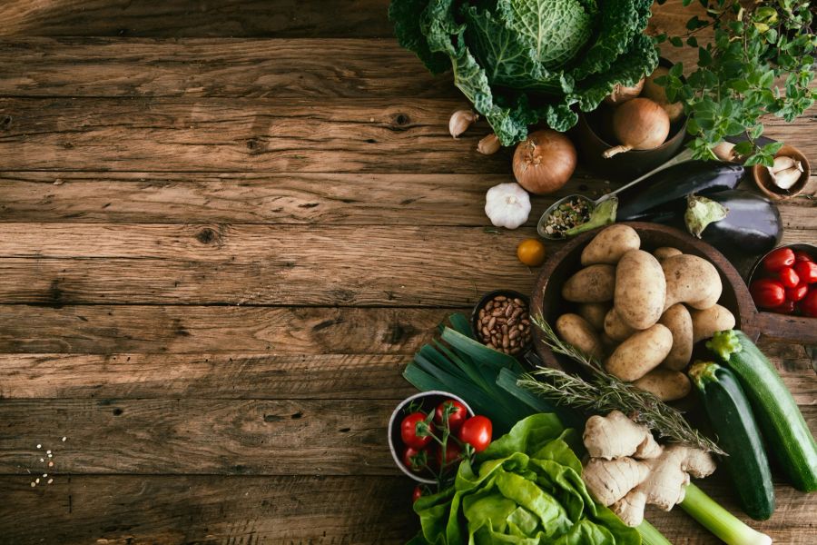 blue zones diät lebensmittel ernährung obst gemüse fleisch frisch
