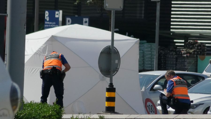 Nach dem tödlichen Verkehrsunfall in Sursee hat die Polizei die Spurensicherung aufgenommen.