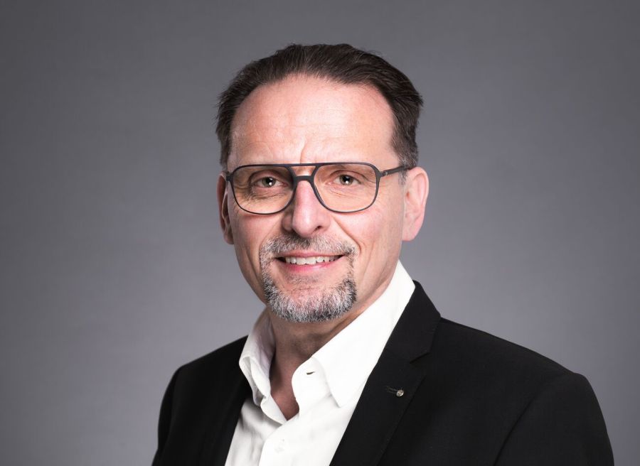 Aus Sicht von Christian Zehnder, Direktor des Verbands Arbeitgeber Zürich, setzt die Stadt falsche Standards.