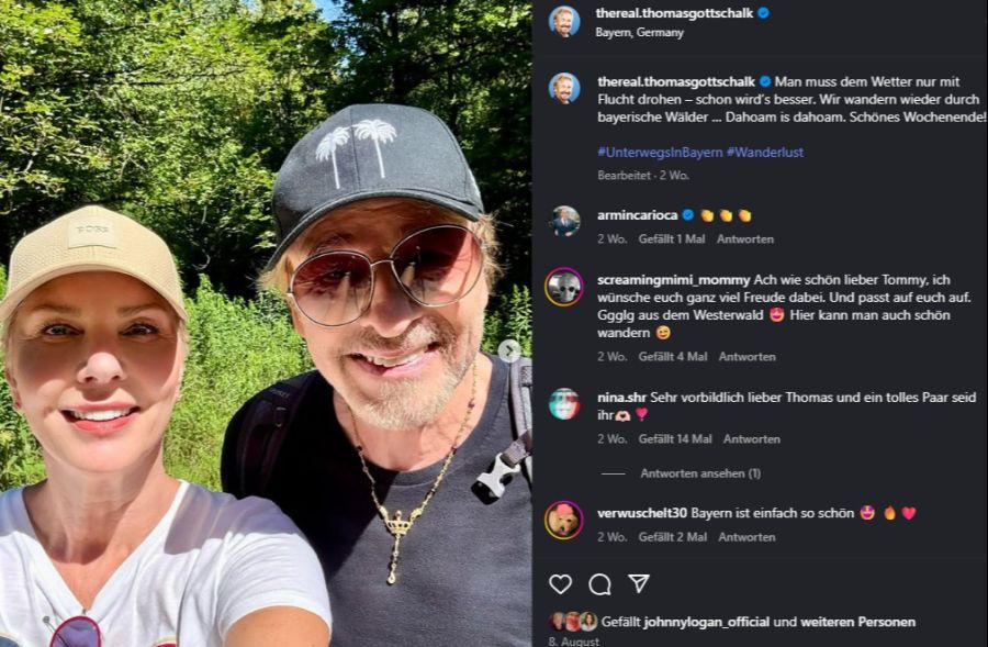 Thomas Gottschalk ist mit Karina viel unterwegs. Hier beim Wandern in Bayern.