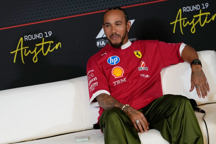 Lewis Hamilton Ferrari