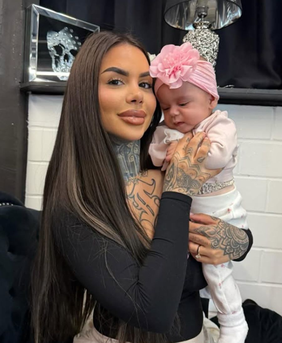 Mia selbst hat viele Tattoos. Doch ihre Tochter würde sie davon abhalten.