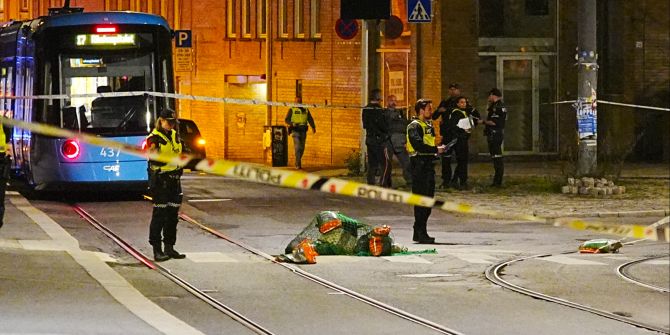 Emergency services respond to explosion report in Oslo