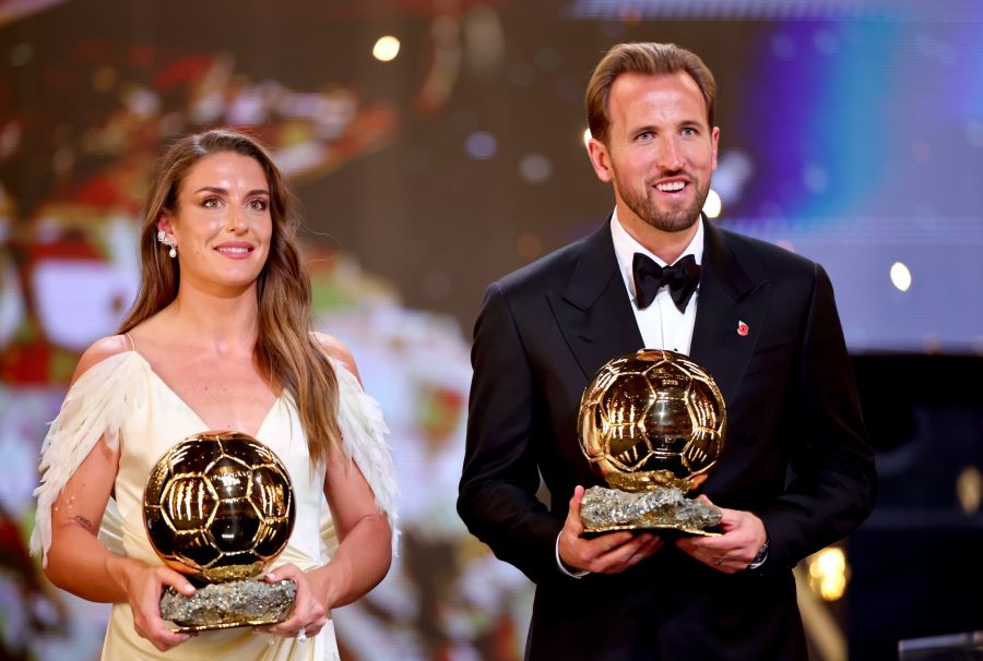 Zwei Sieger, zwei Ballons d’Or: Alexia Putellas und Harry Kane bei der Gala in London.