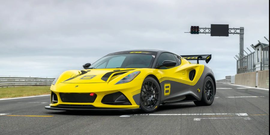 Lotus Emira GT4