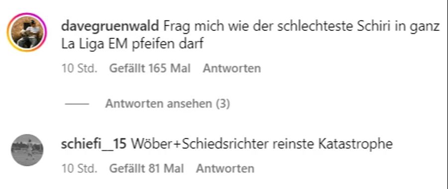 Kurz vor dem Gegentor unterläuft dem Unparteiischen ein kapitaler Fehler.