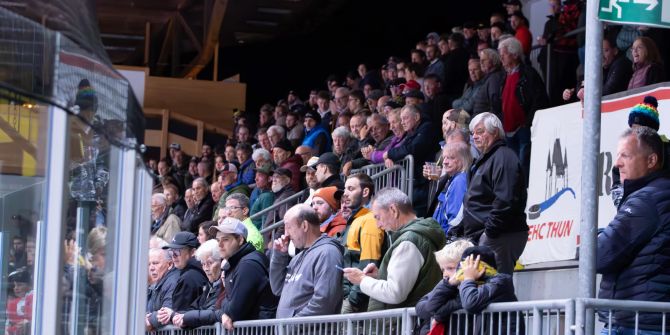 EHC Thun Zuschauer Fans