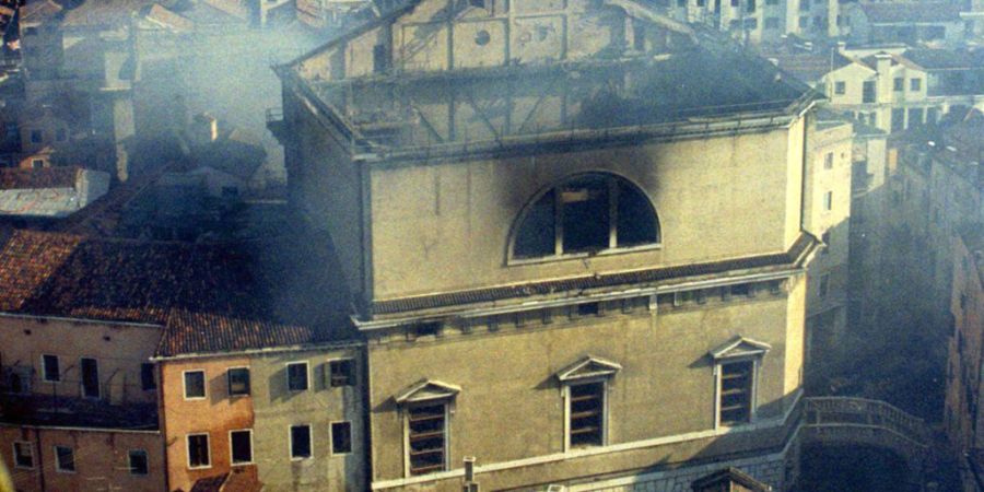Vor 30 Jahren zerstörte ein Brand das Opernhaus La Fenice in Venedig.