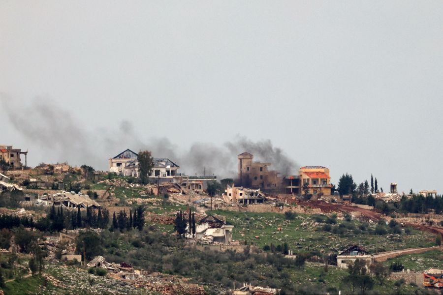 Israel greift Ziele im Südlibanon an und ist in das Gebiet einmarschiert.