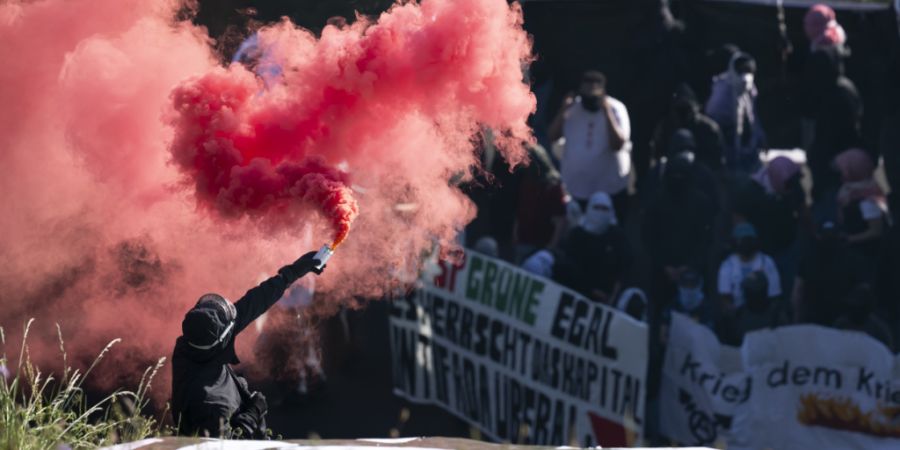 Bern demo 1. MAi