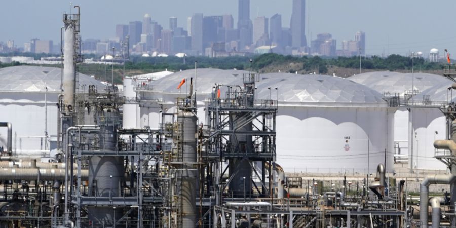 Die Internationale Energieagentur IEA plant im Zuge des Iran-Kriegs eine grosse Menge an strategischer Ölreserven freizugeben.(Symbolbild)