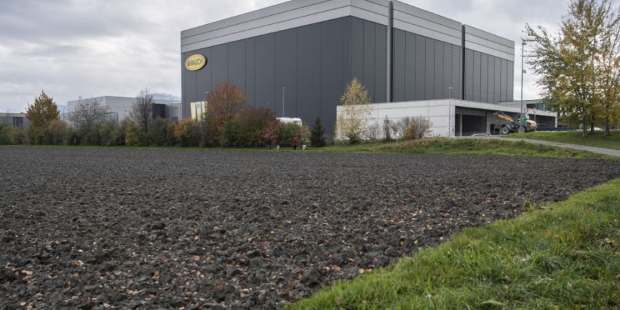 Gebäude der Rauch Trading AG in Widnau SG. Dort wird ein grosser Teil der Red Bull Getränkedosen abgefüllt. Ein weiterer Standort von Rauch befindet sich im vorarlbergischen Nüzider...