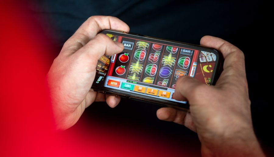 Viele ukrainische Soldaten haben mit Spielsucht zu kämpfen.