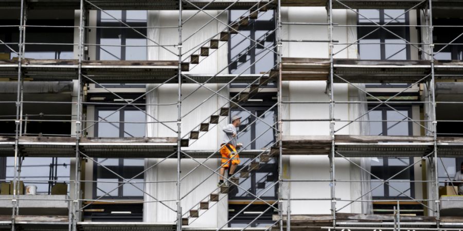 Rekurse verhindern oder verzögern unter anderem den Bau von mehr Wohnungen. Der Zürcher Regierungsrat will die Rekursmöglichkeiten trotzdem nicht radikal einschränken. (Symbolbild)