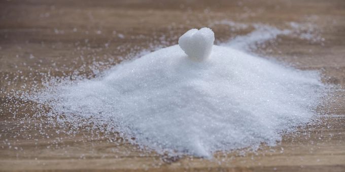 Zucker, gelieber Nahrungsinhalt oder -zusatz... Zucker Herz Holz Körner