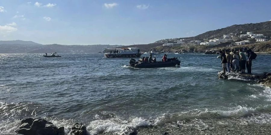 108 Migranten bei Mykonos aus der Ägäis gerettet