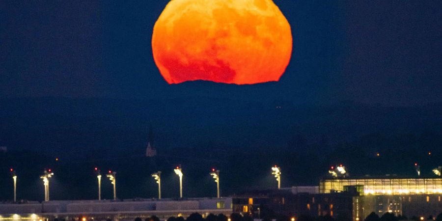 Am 14. Juni sorgte der Supermond bereits für Aufsehen am Abendhimmel.