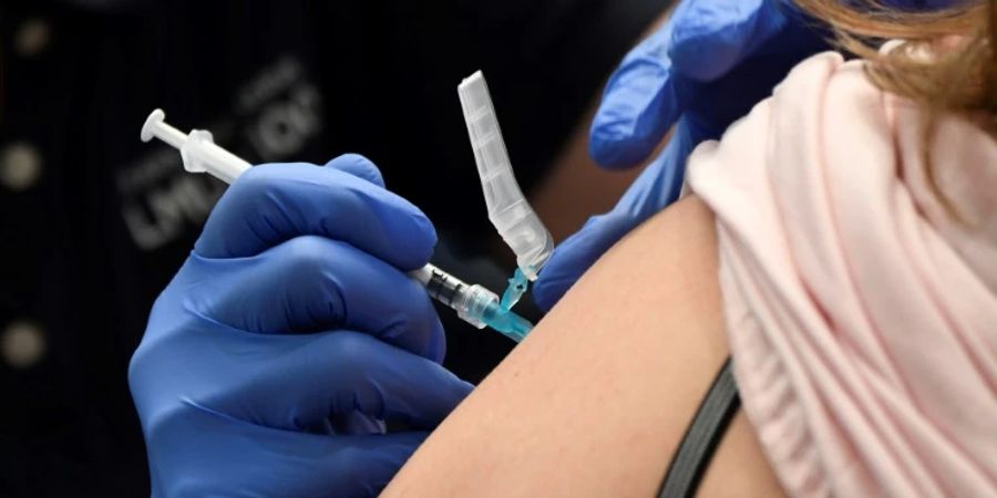 Prävention durch Impfung – in der Schweiz wird die HPV-Impfung für Kinder zwischen 11 und 14 Jahren empfohlen. (Symbolbild)