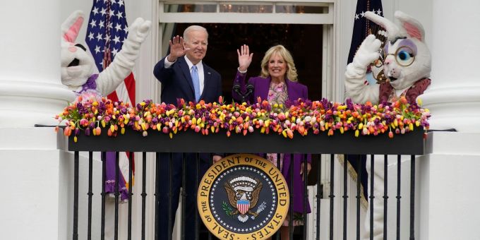 Joe und Jill Biden in Osterlaune. Joe und Jill Biden in Osterlaune.