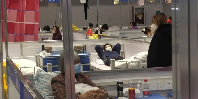 Verschleiern die Gesundheitsbehörden in Shanghai die offizielle Zahl der Covid-Toten? Verschleiern die Gesundheitsbehörden in Shanghai die offizielle Zahl der Covid-Toten?