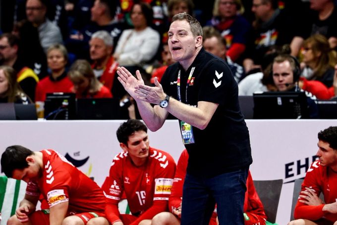 Die Schweizer Handballer um Coach Michael Suter treffen in den WM-Playoffs auf den den diesjährigen Europameisterschafts-Sechsten Slowenien. (Archivbild) Michael Suter Schweizer Handballer.