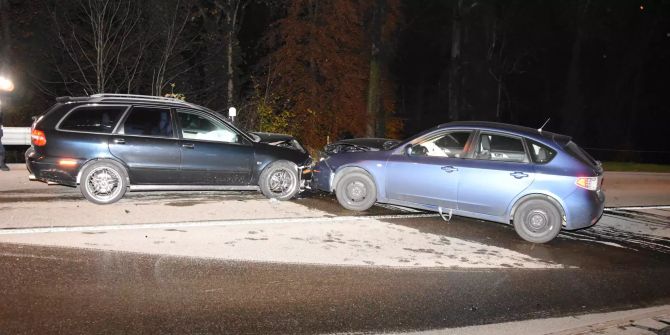 Fahrunfähig Frontalkollision verursacht