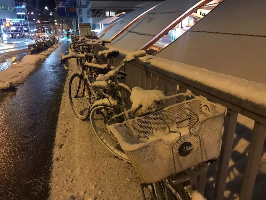 Dieses Bild wurde am Bahnhof Bern aufgenommen.