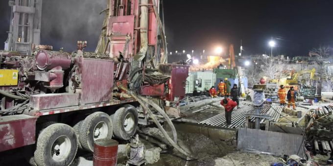 In Ostchina ist vor einer Woche eine Goldmine explodiert. China-Mine-Explosion