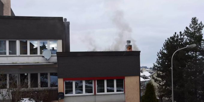 Brand im Kaminbereich.