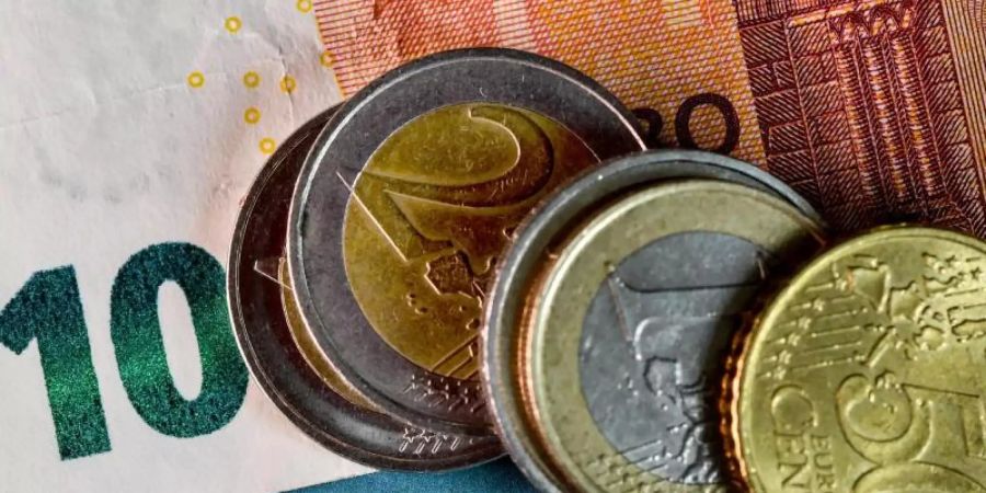 Die Verpflichtung, Bargeld anzunehmen, kann nach Ansicht der EuGH-Richter mit Blick auf das öffentliche Interesse eingeschränkt werden. Foto: Jens Kalaene/dpa-Zentralbild/dpa